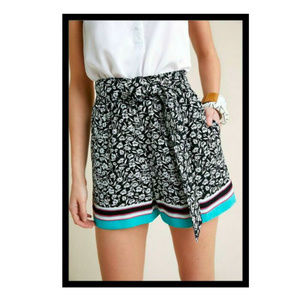 Anthropologie Maeve Shorts Black w/ Flowers